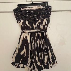 JCrew Black & White silk strapless romper shorts Size 4 Preowned W/love